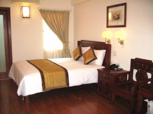Prince Hanoi Hotel Buitenkant foto